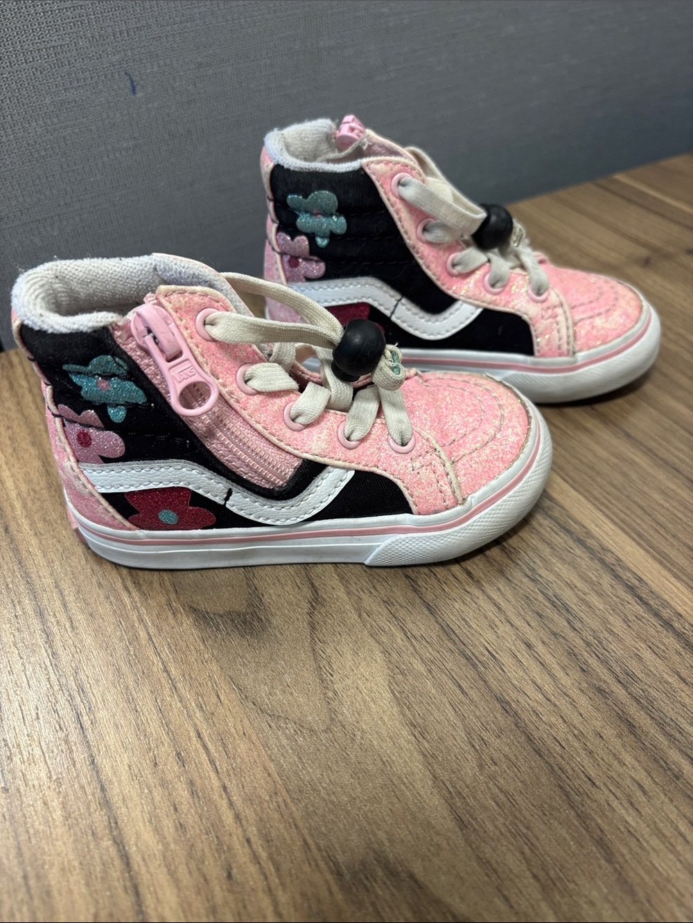 Vans Kids Pink Glitter High-Top Sneakers size 5